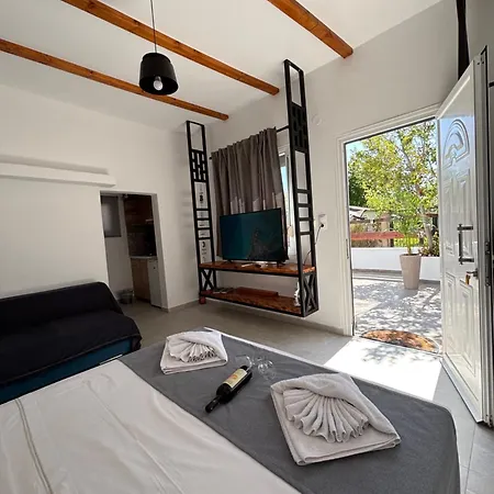 Mk Rustic Neos Marmaras