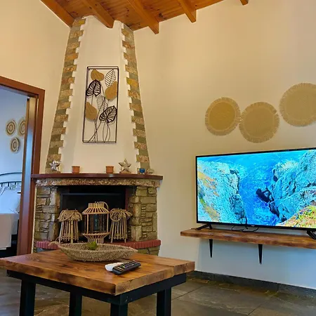 דירה Mk Rustic נאוס מרמרס