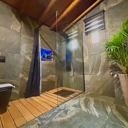 דירה Mk Rustic נאוס מרמרס